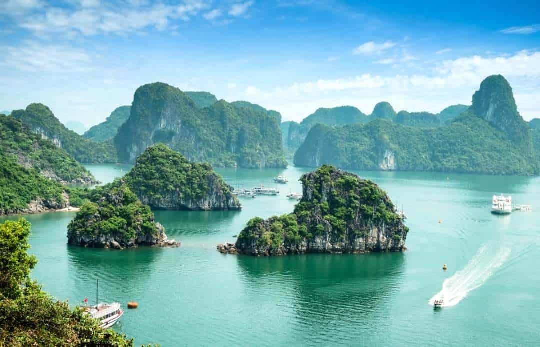 Halong-bay-vietnam
